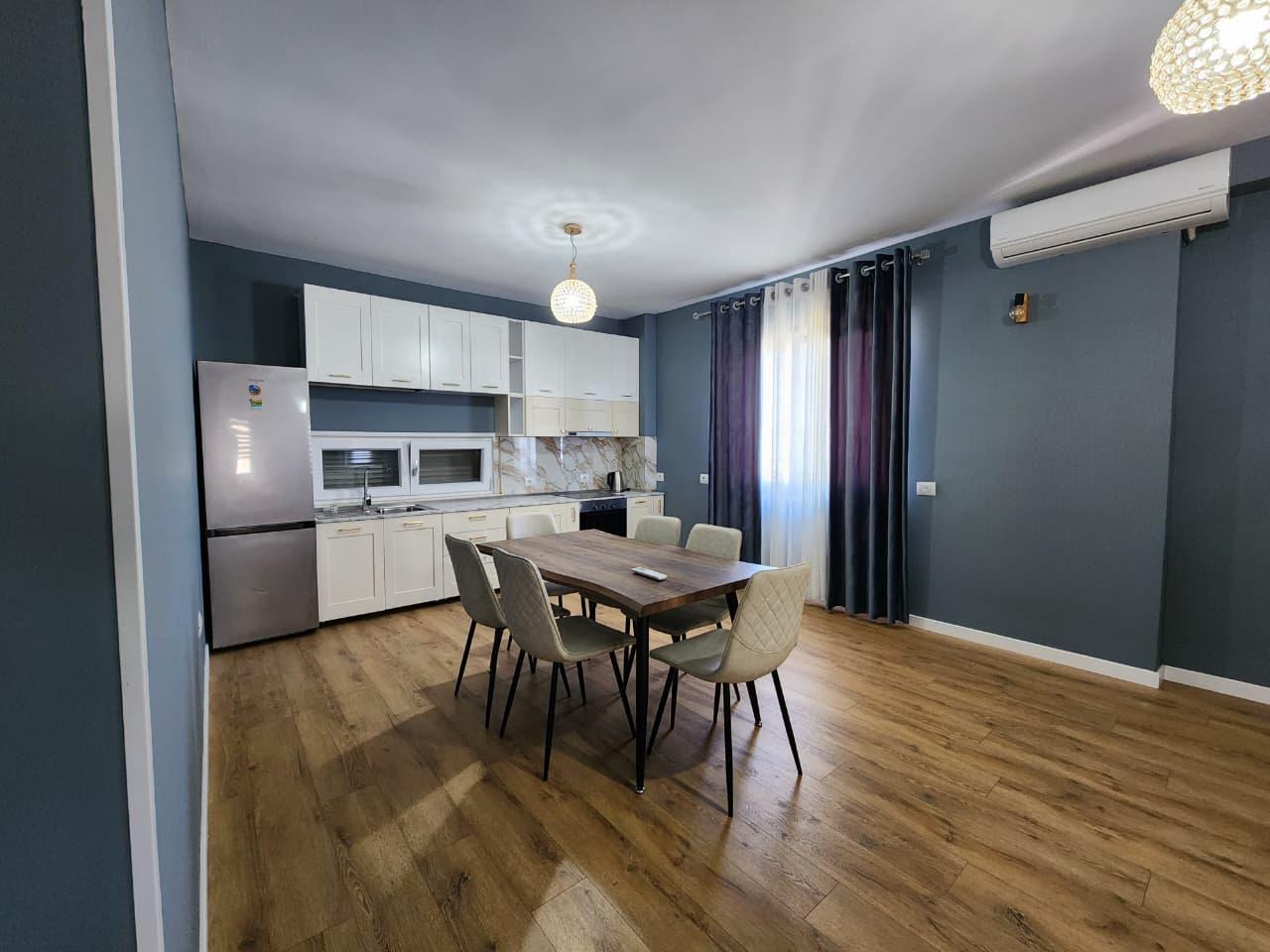 Apartament 2+1 per qira te Kopshti Botanik