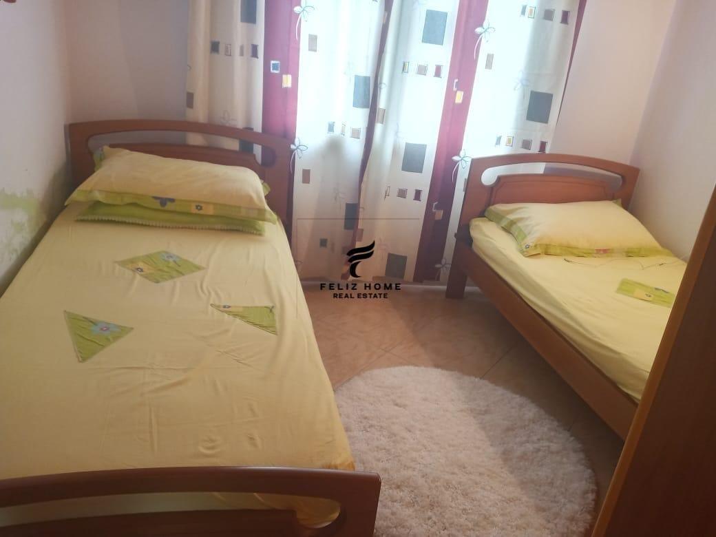 SHITET VILE 400 M2 VLORE 220.000 EURO