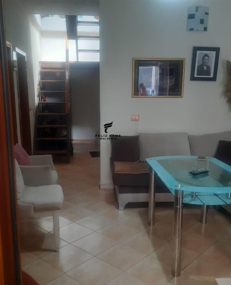 VILE PRIVATE ME QERA 100 M2 BULEVARDI I RI 1300 EURO
