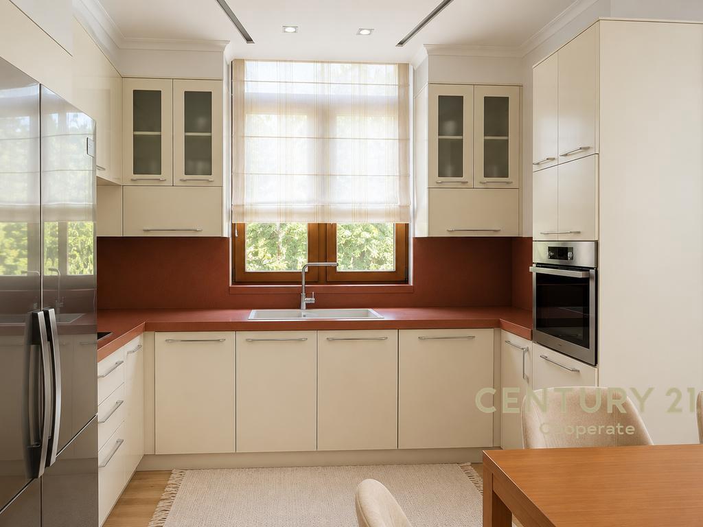 Villa for Sale within a Complex, Vishnje