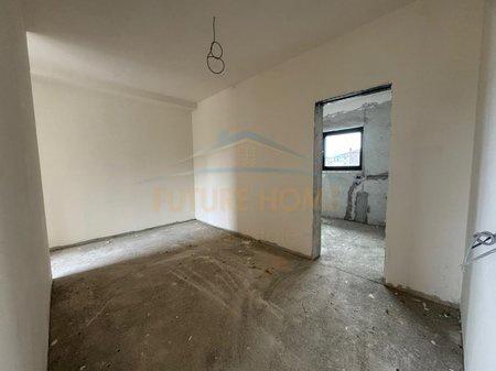 Vendita, Villa su 3 piani + 1 seminterrato, Primavera Residence