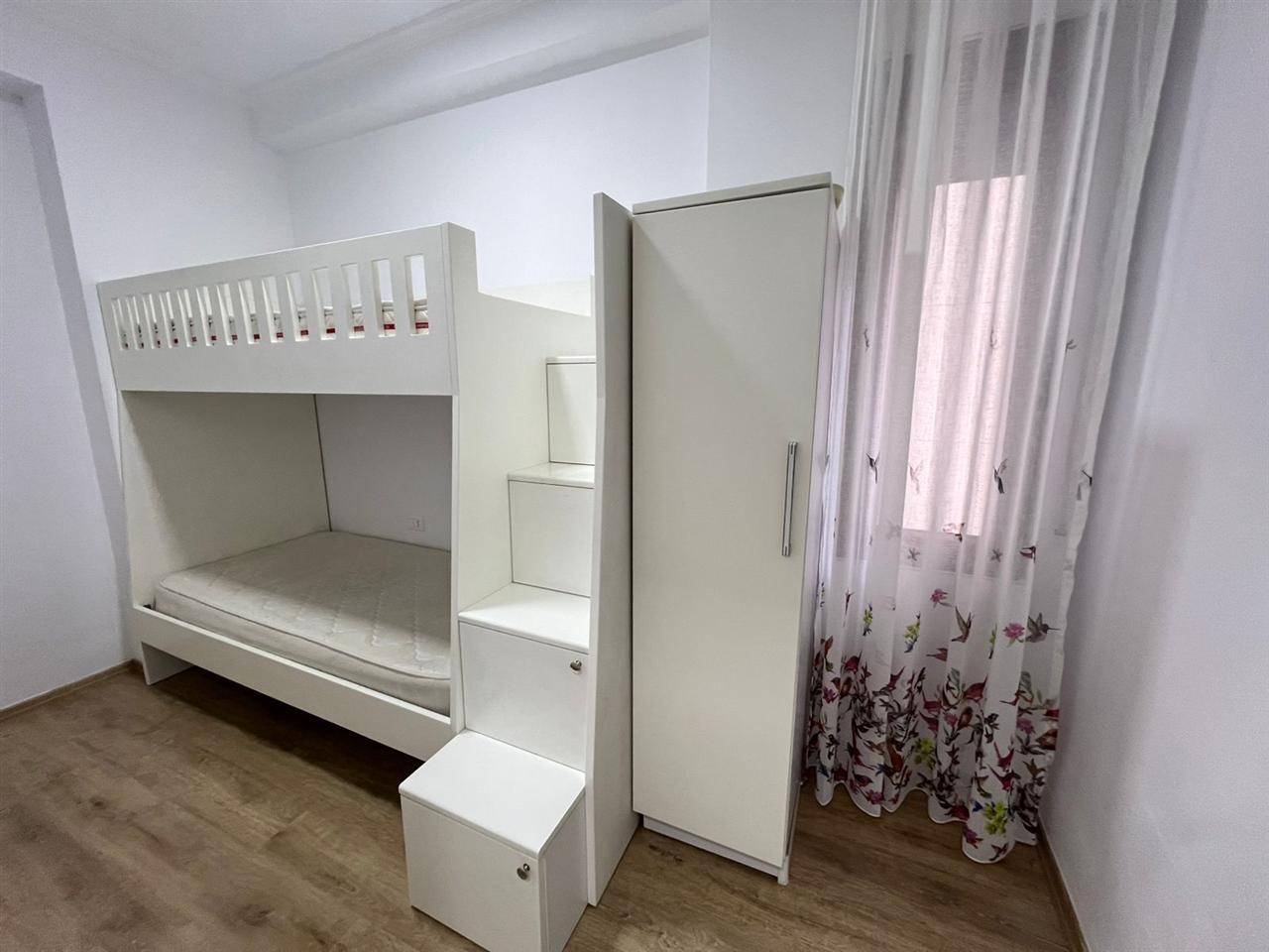 Jepet me qira super apartament 2+1+deposito+posto auto