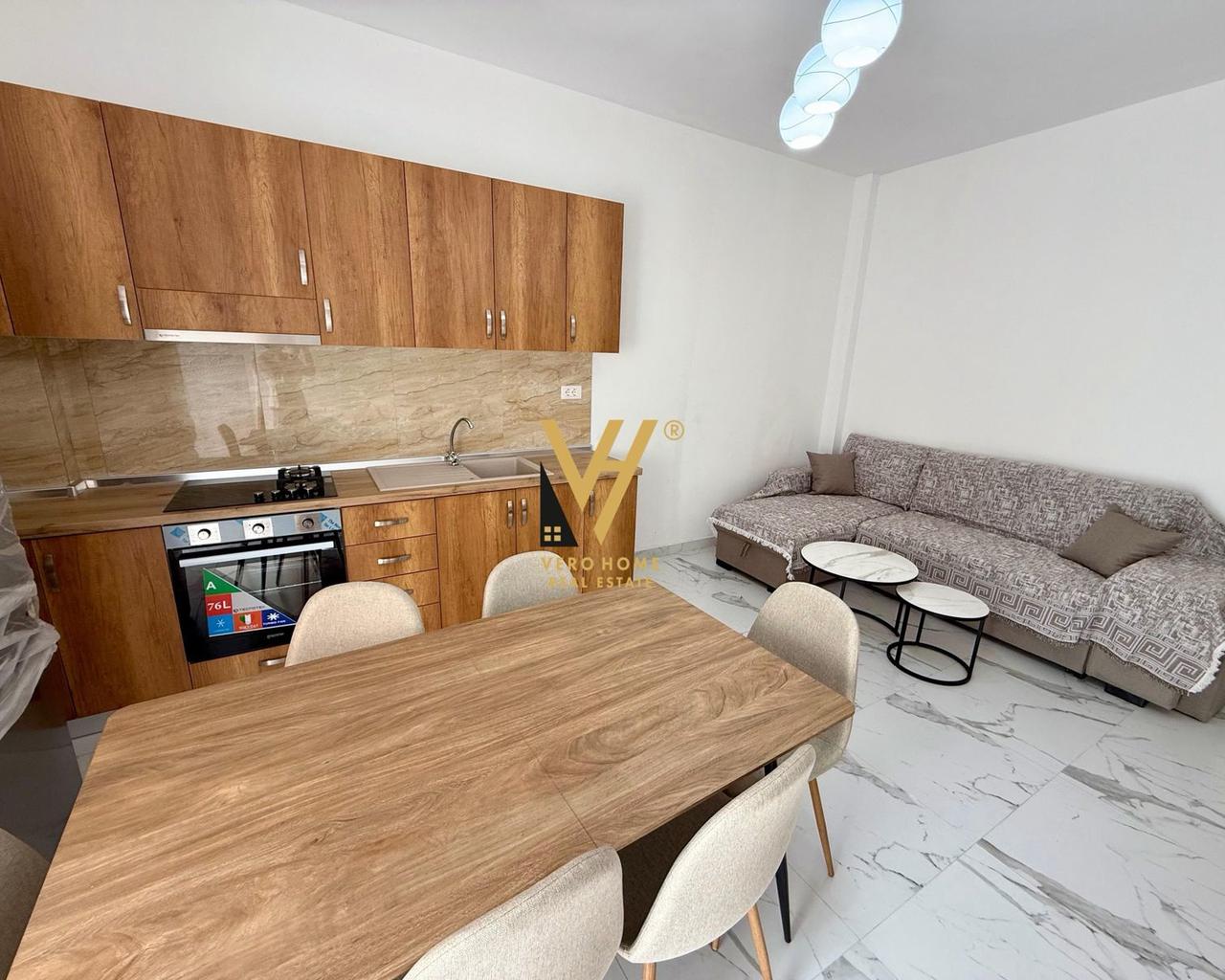 JEPET APARTAMENT 2+1+BLK ME QIRA NE MULLET 500 EURO