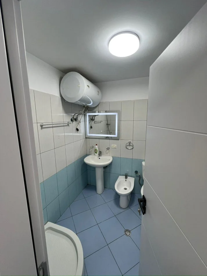 Tirane, apartment for sale 1+1, 4th Floor, 55 m², €95,000 (Freehold)