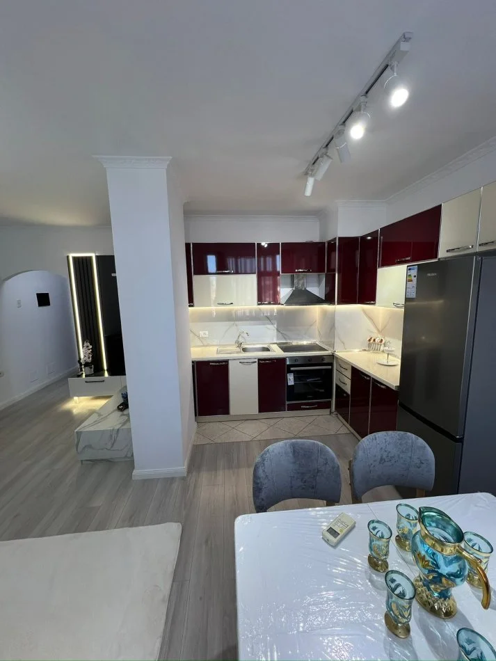 Tirane, apartment for sale 1+1, 4th Floor, 55 m², €95,000 (Freehold)