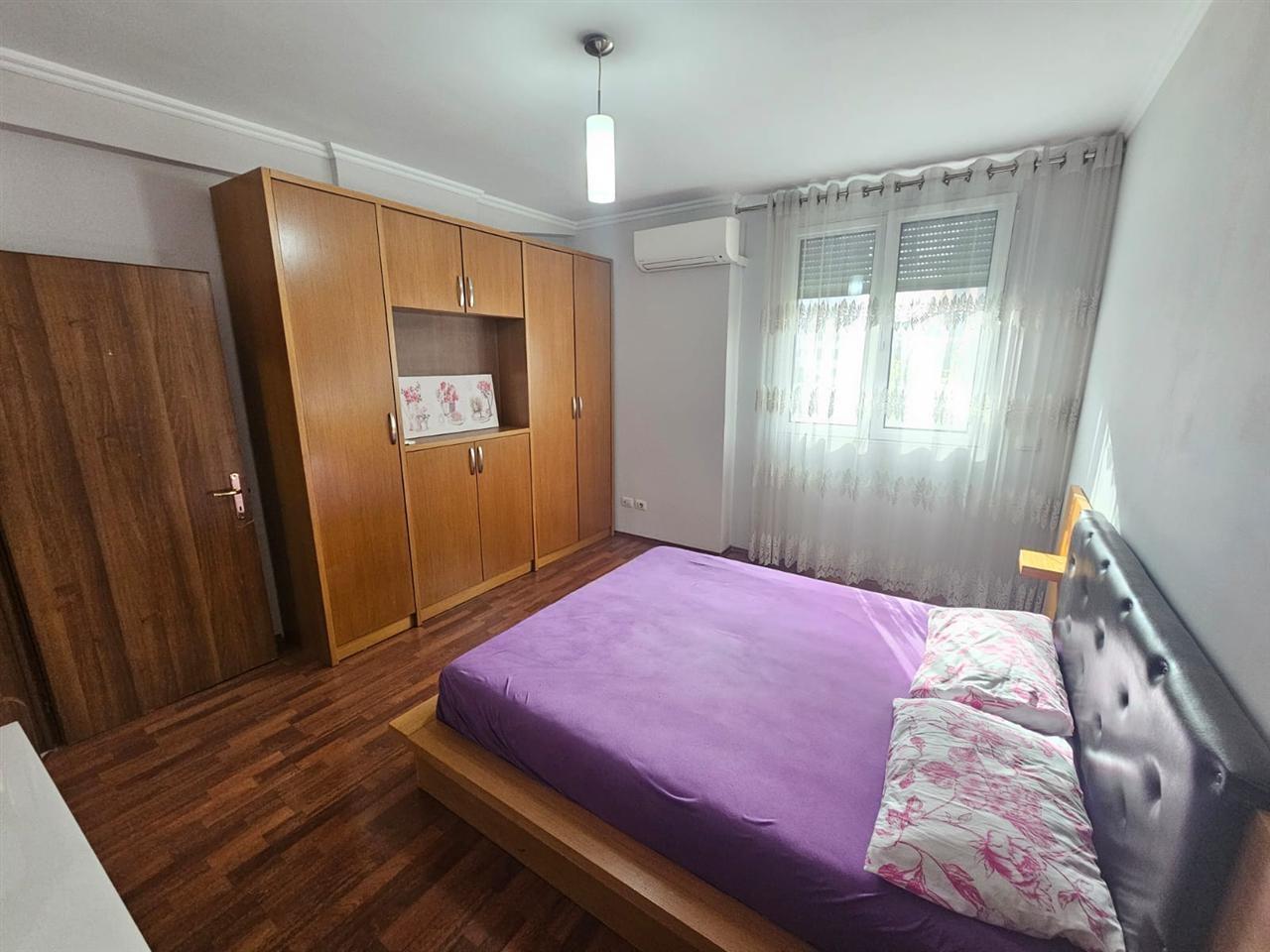 Apartament Ne Shitje 3+1 Tek Rruga e Kavajes ( ID 130105) Ti