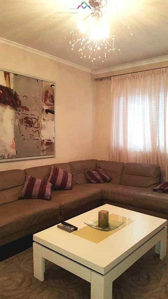 Apartament Me Qera 2+1 Tek 21 Dhjetori (ID B2201532) Tirane