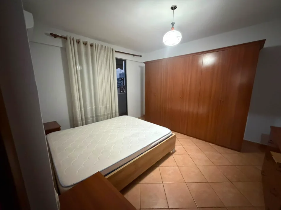 Tirana, 1+1 Apartment for Rent, Balcony, 6th Floor, 65 m², €500 (Near Elektrik Market / Ali Demi)