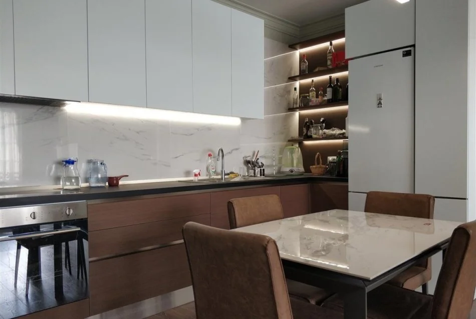 Tirane, affitto appartamento 2+1 Piano 5, 110 m² 1.100 € (MYSLYM SHYRI)