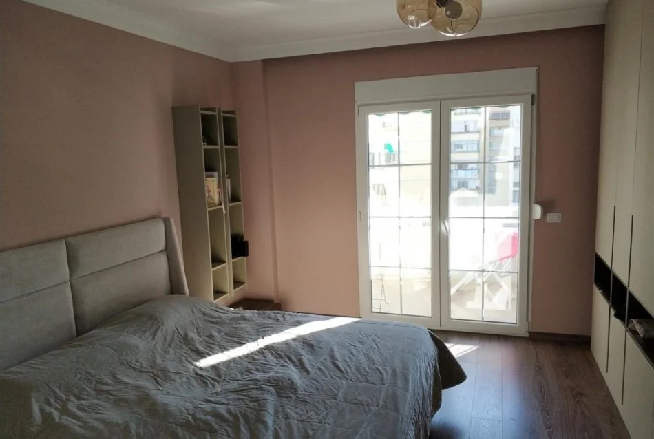 Tirane, affitto appartamento 2+1 Piano 5, 110 m² 1.100 € (MYSLYM SHYRI)