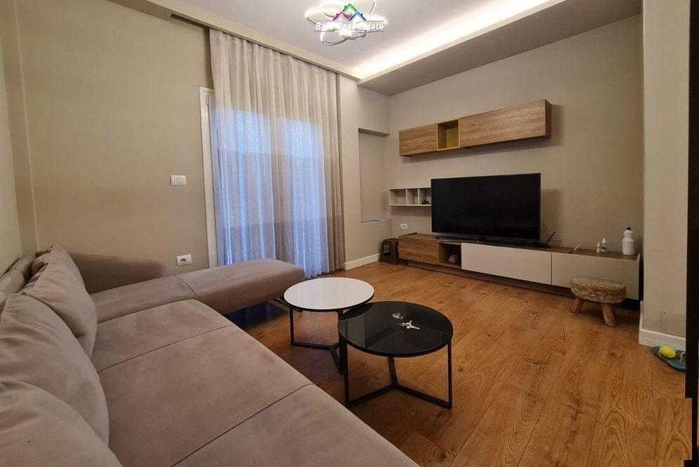 Vile 3-Camere con Giardino vicino al Complesso di Ville Vendute (ID BV2218)