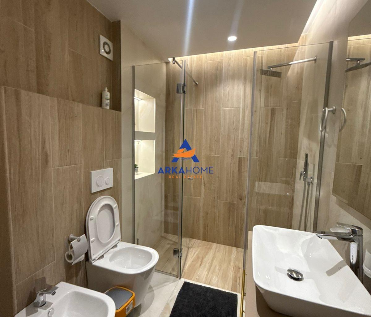 JEPET ME QERA DUPLEX 2+1 " SHESHI SKEDERBEJ " 1200EURO