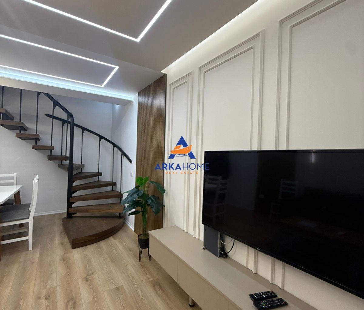 JEPET ME QERA DUPLEX 2+1 " SHESHI SKEDERBEJ " 1200EURO