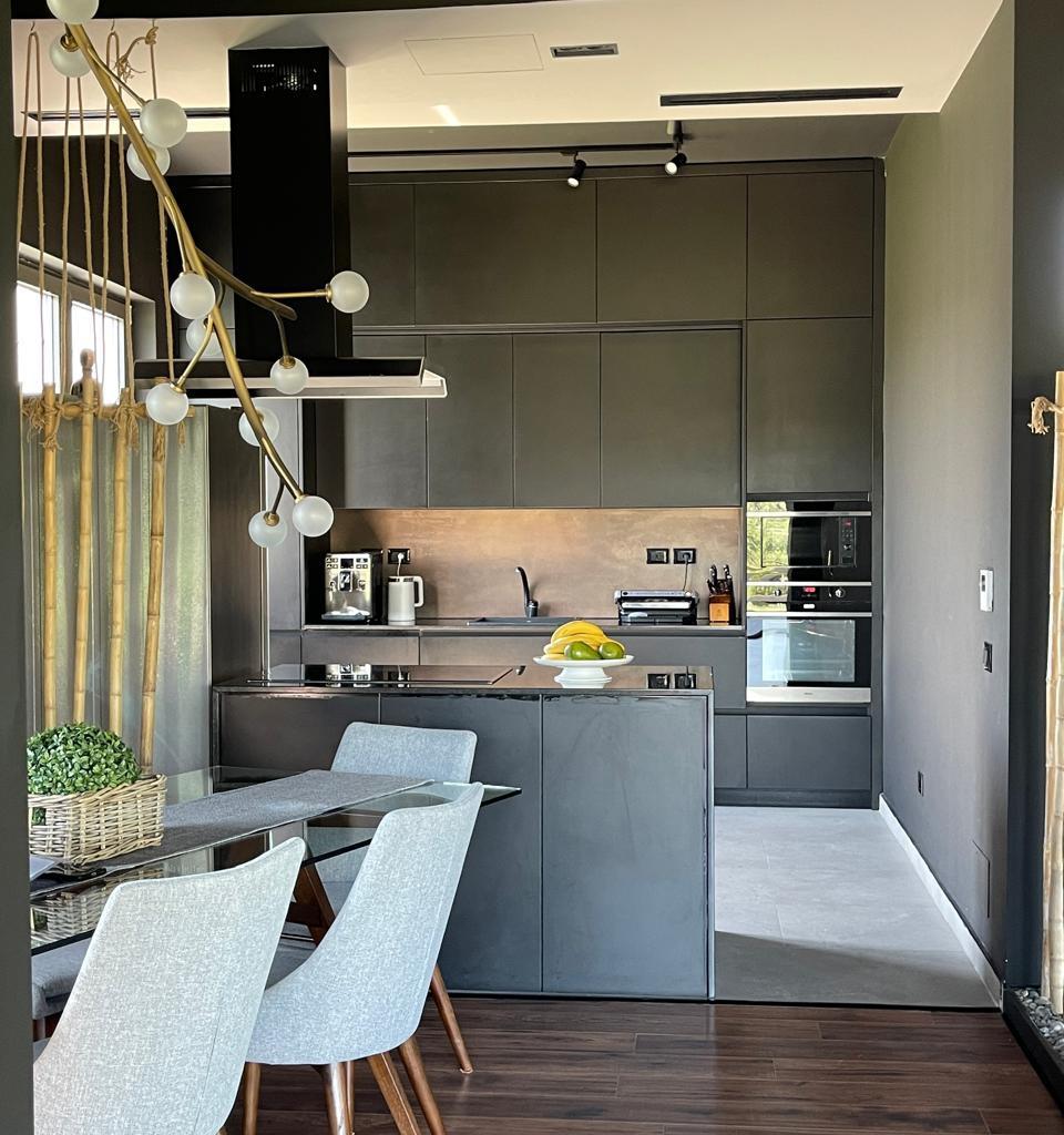 🏡 Vilë in Vendita – Daias, vicino a TEG