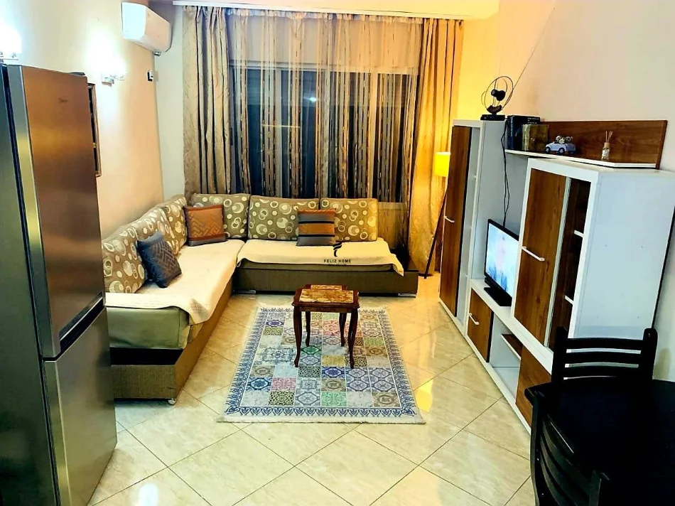Tirana, affitto appartamento 1+1 Piano 4, 73 m² 600 € (VIA KAVAJES)