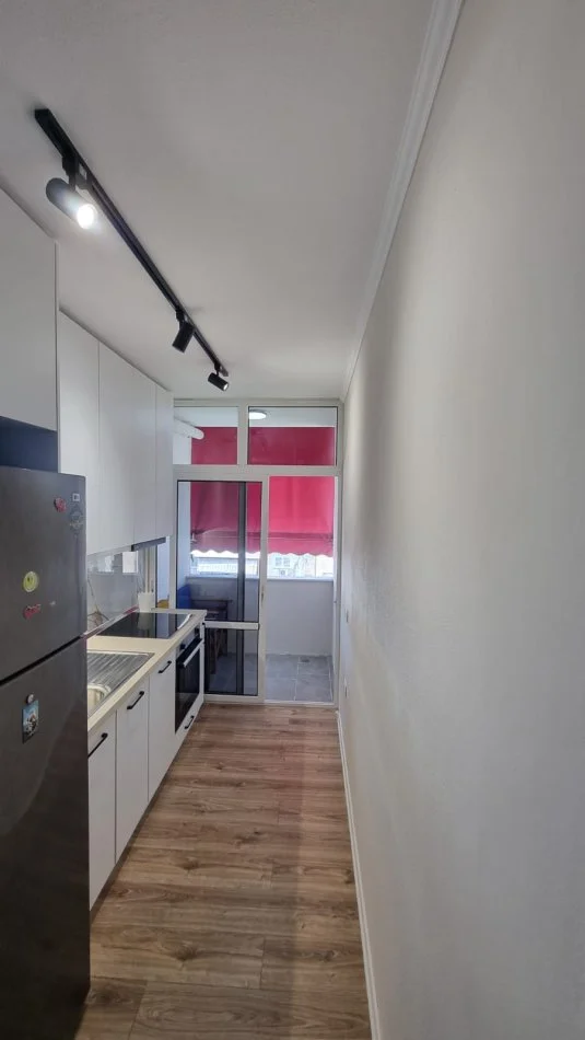 Tirane, affitto appartamento 1+1 al settimo piano, 65 m², 530 € (DON BOSKO)