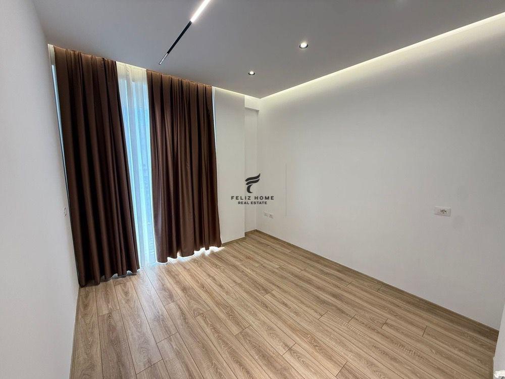 ZYRE ME QERA 110 M2 KOMUNA E PARISIT 900 EURO