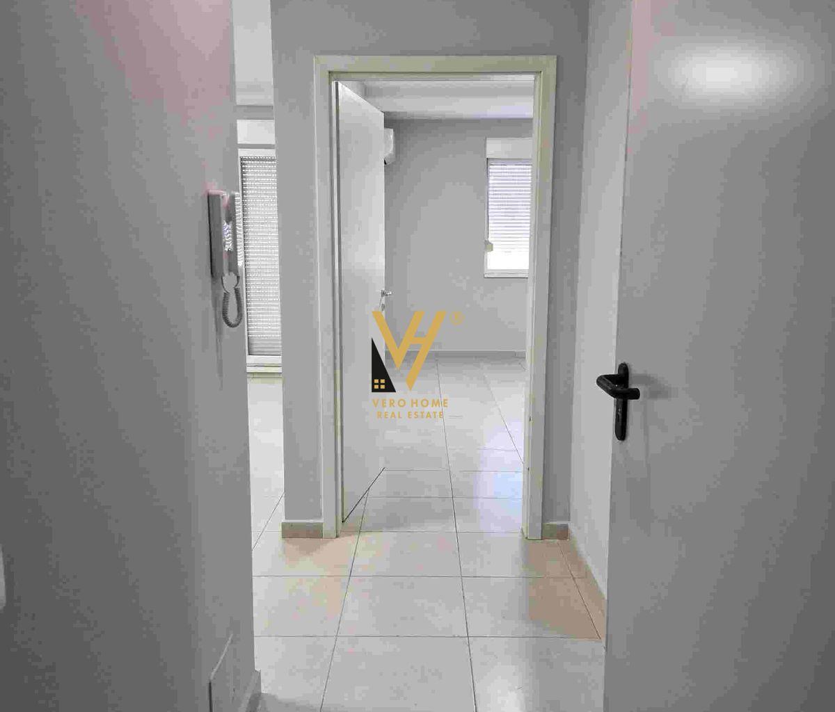 FOR RENT 50 m2 APARTMENT WITH BALCONY IN MANGALEMI COMPLEX, DECEMBER 21, 40,000 LEK