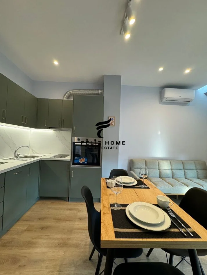 Tirane, affitto mensile appartamento 1+1+Balcone Piano 6, 60 m² 650 € (KARL GEGA)