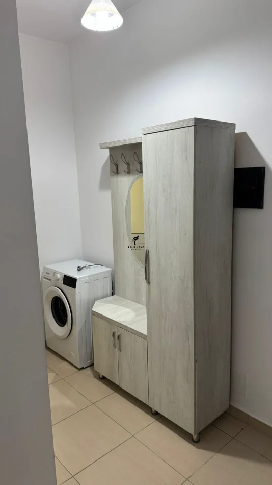 Tirane, affitto appartamento 1+1 al piano 1, 75 m² 500 € (5 MAGGIO)