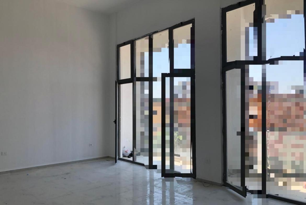 Office for Rent in Xhamllik (ID BZ2662) Tirana