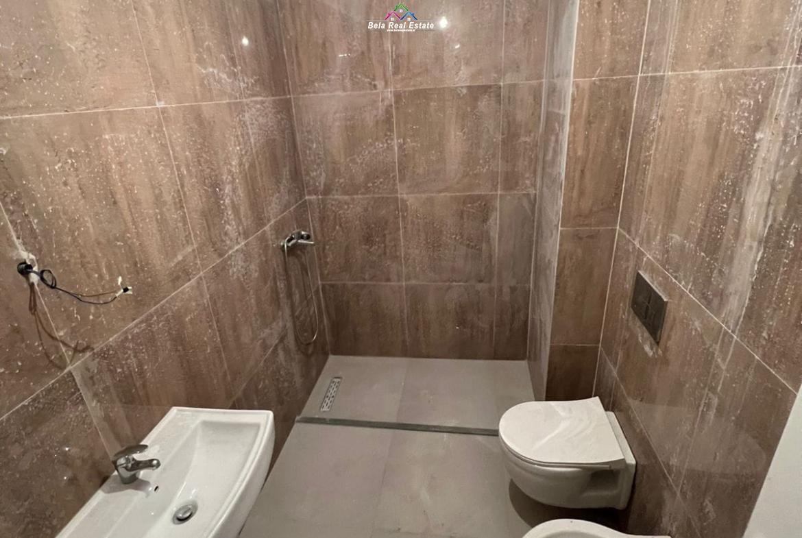 Office for Rent 2+1+2 Near Pazari i Ri (ID BZ2745) Tirana