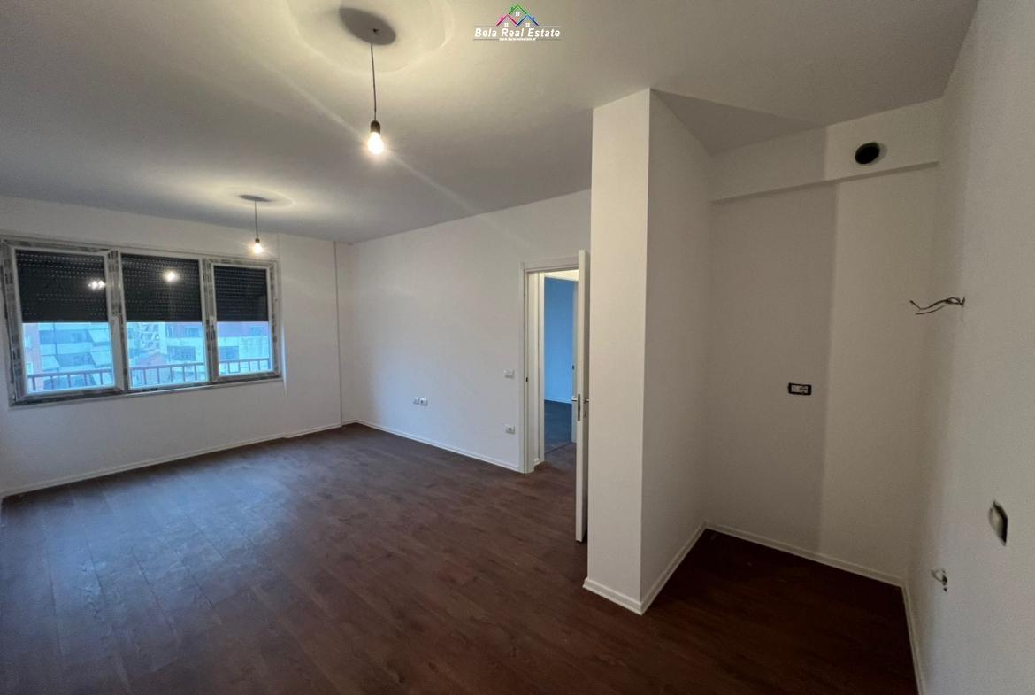 Office for Rent 2+1+2 Near Pazari i Ri (ID BZ2745) Tirana
