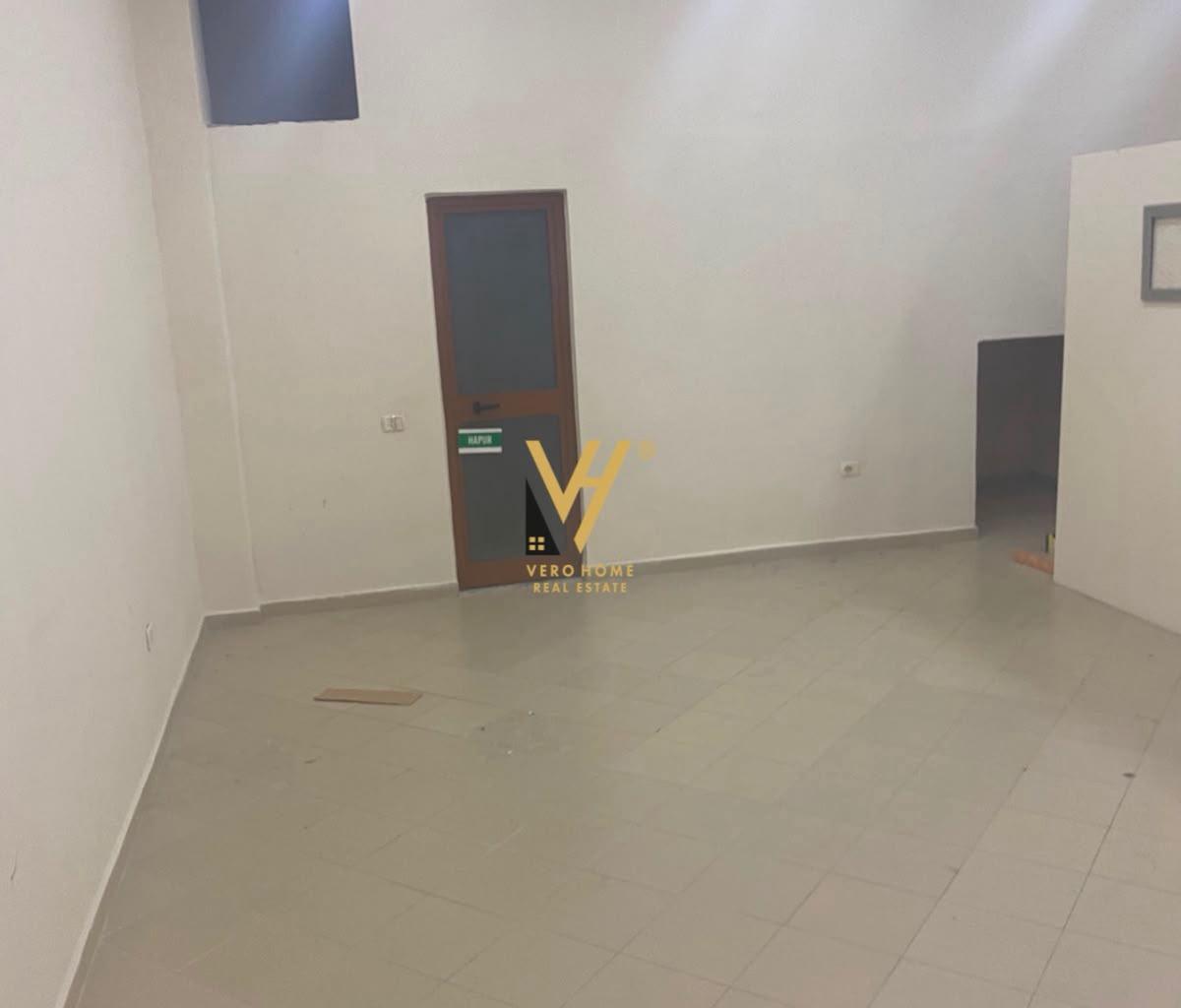 JEPET DYQAN 50 M2 ME QERA NE YZBERISHT 30.000 LEKE