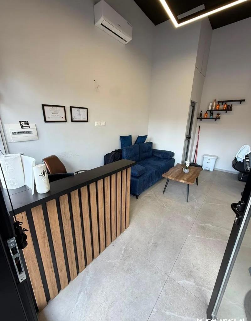 Vendita Attività Commerciale - Barberia presso Selvia (ID BSHB186) Tirana