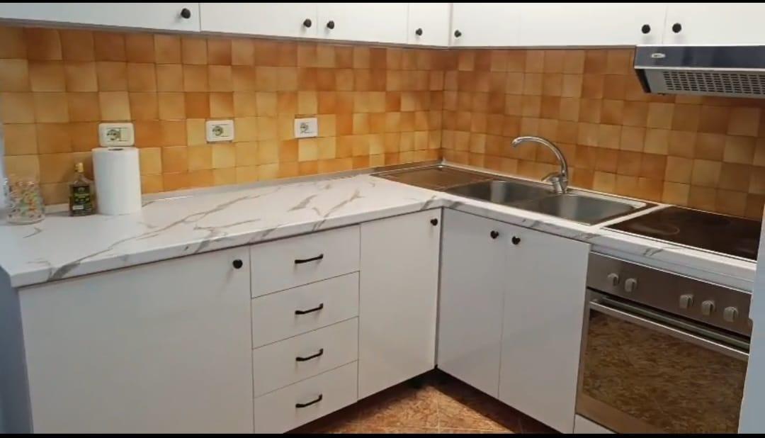 Appartamento con 2+1 camere e studio a 50.000 LEK