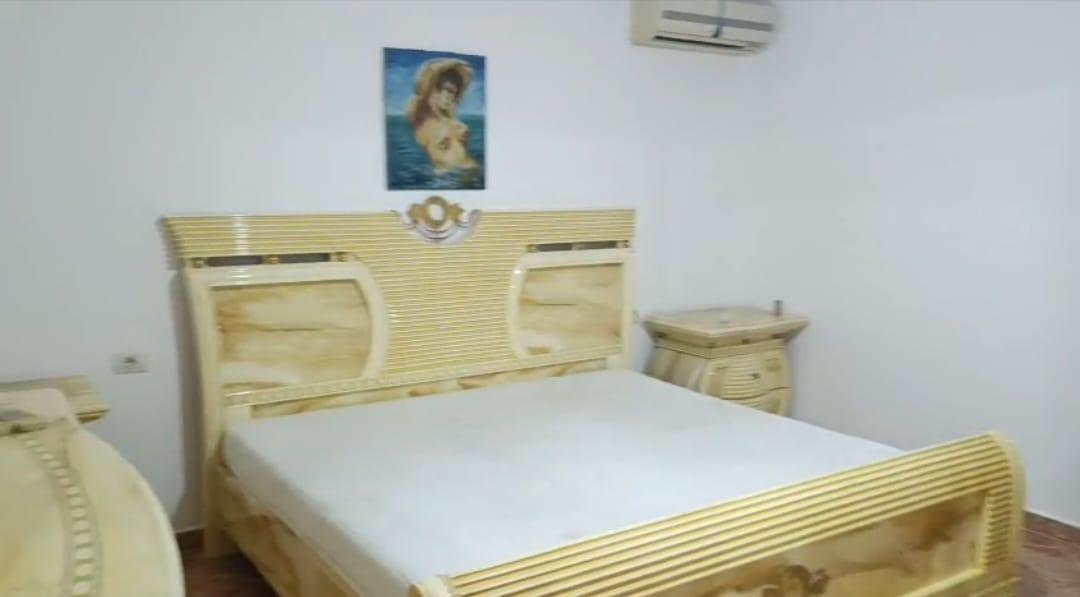 Appartamento con 2+1 camere e studio a 50.000 LEK