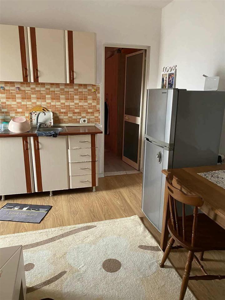 SHITET APPARTAMENTO 3+1 ZOGU I ZI 185.000 EURO