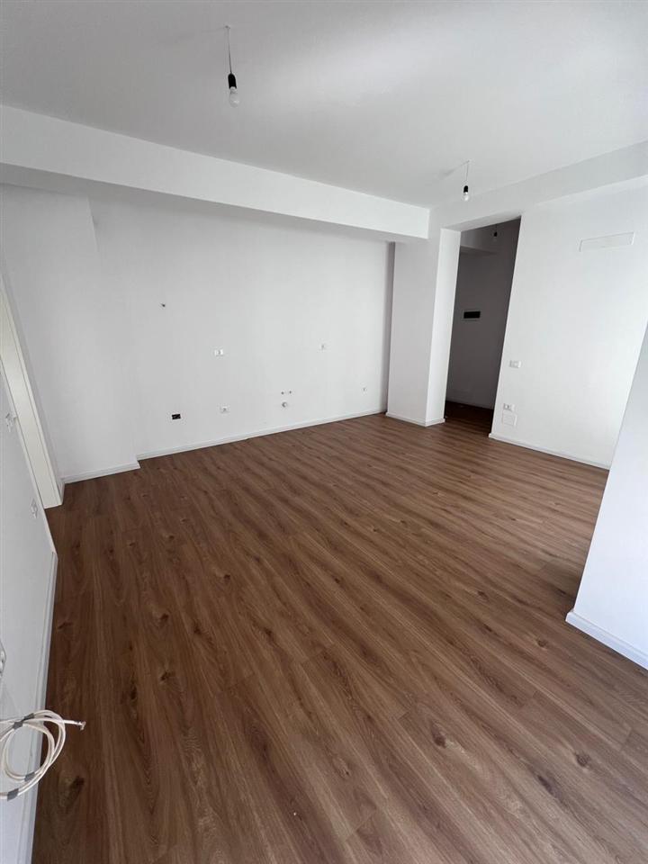 SHITET APARTAMENT 1+1 ALI DEMI 102.170 EURO