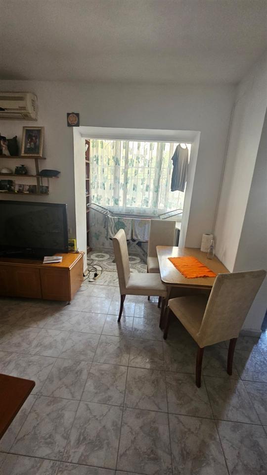 Appartamento in affitto 1+1 Via Elbasanit 48.000 LEK