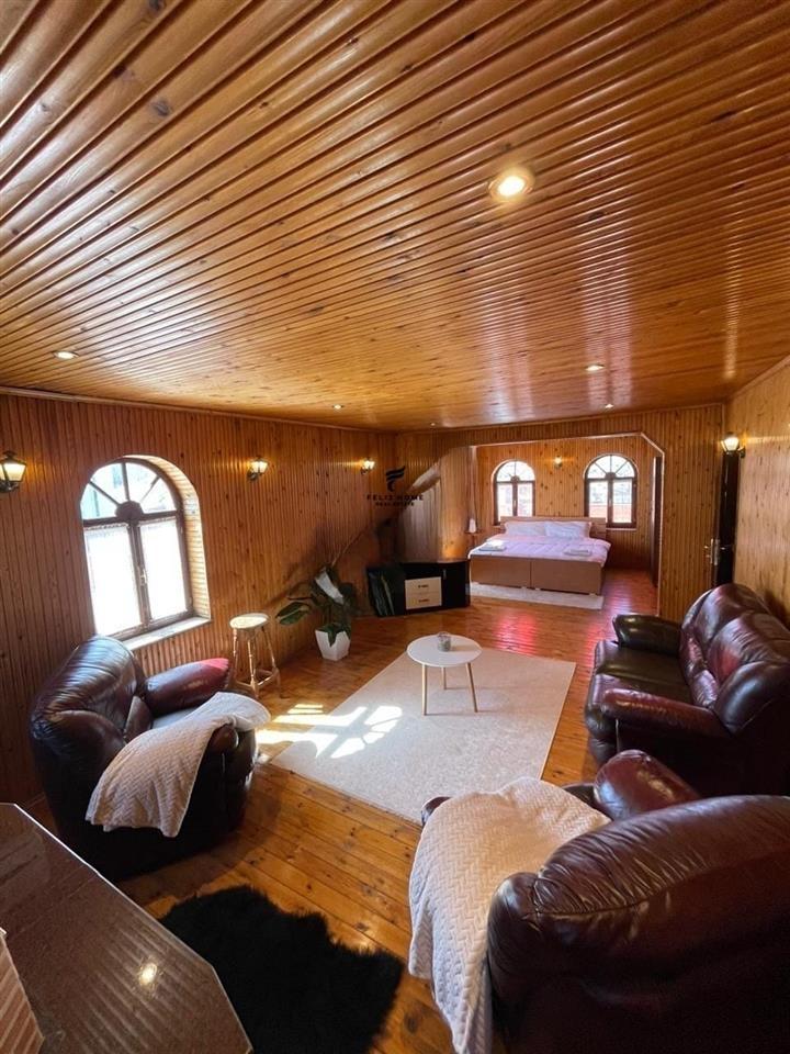 VILE ME QERA 1540 M2 RRUGA E DIBRES 5.000 EURO