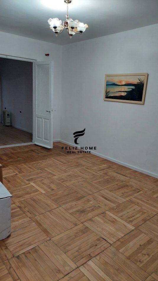 Zyra in affitto di 120 m2 in via Myslym Shyri