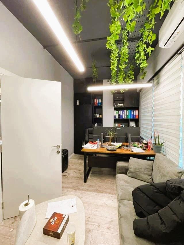Office for Rent at Square 21 Complex, Kavaja Street✨