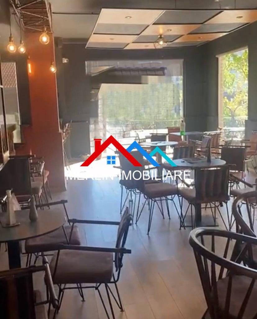 Locale in affitto, bar-caffè con terrazza sul Lago di Tëth