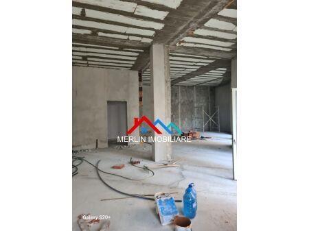 SHITET AMBJENT BIZNESI 120M2 TEK LIQENI I THATE.