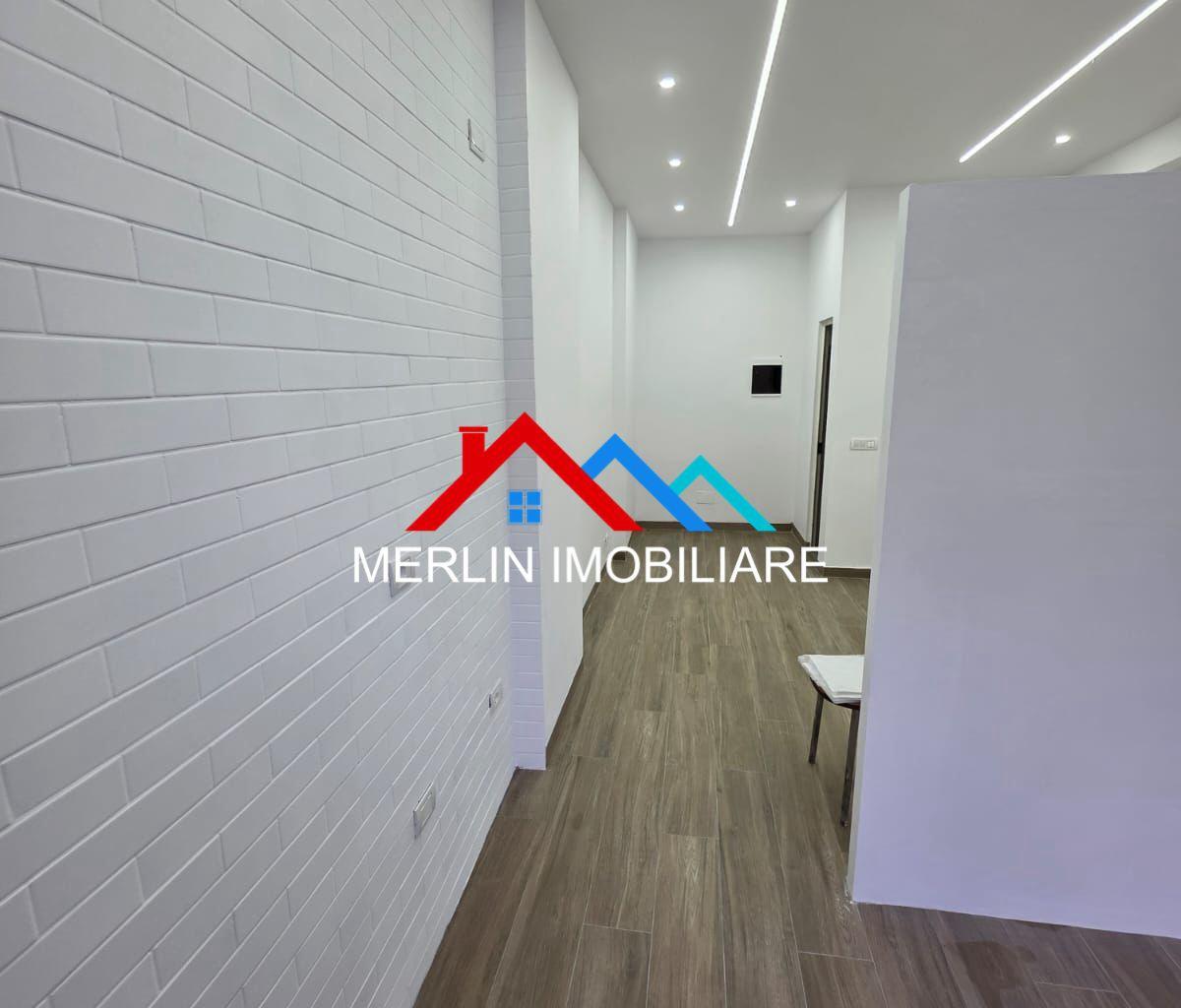 SHITET AMBIENTE COMMERCIALE 27M2 NEL COMUNE DI PARISIT