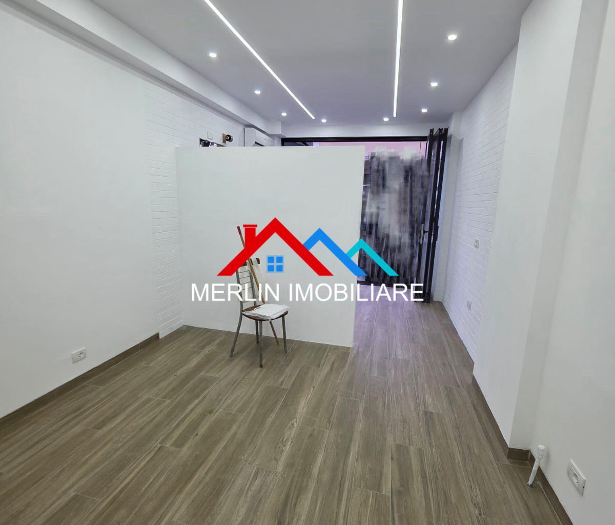 SHITET AMBIENTE COMMERCIALE 27M2 NEL COMUNE DI PARISIT