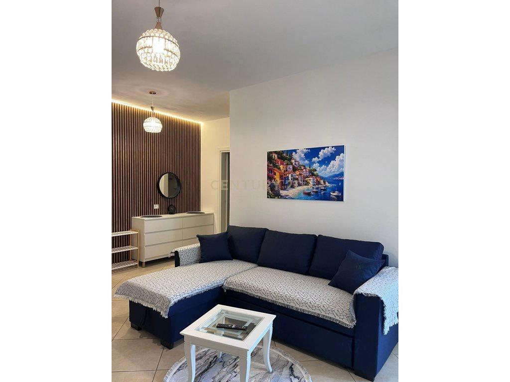 Mundësi Investimi! Apartament 1+1 në Shkëmbin e Kavajës