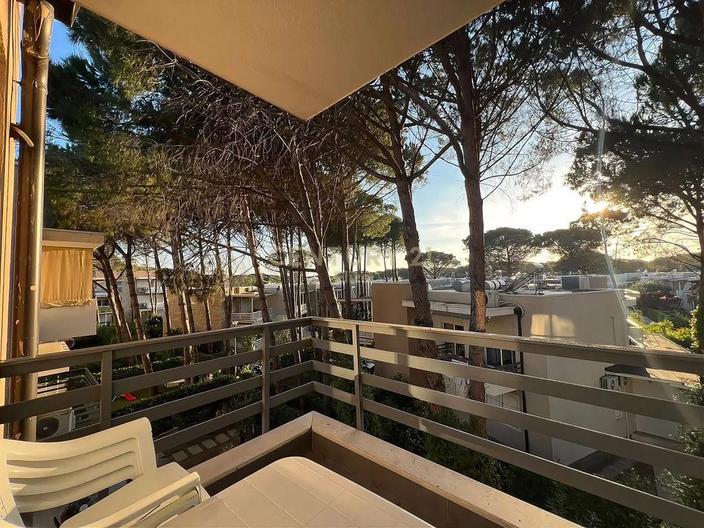 Apartament 2+1 në shitje – Lura 3, Gjiri i Lalzit 200,000 €