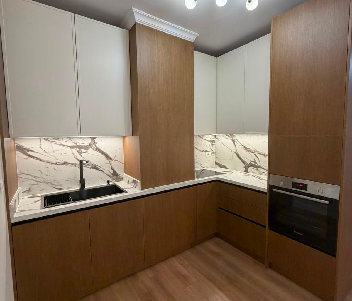 📣Jepet Apartament 2+1+Parkim te Kompleksi Delojorgji🔥