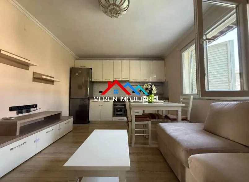 Tirane, vendesi appartamento 2+1+Balcone Piano 1, 90 m² 169.000 € (RRUGA KONGRESI I MANASTIRIT, SCUOLA PARITARIA)
