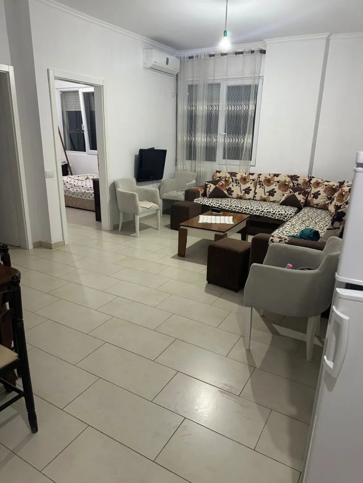 Tirane, apartment 2+1 for rent, 3rd Floor, 90 m², €600 (Vlora)