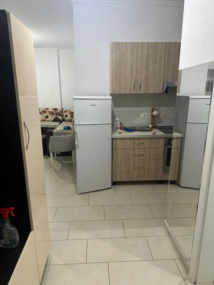 Tirane, apartment 2+1 for rent, 3rd Floor, 90 m², €600 (Vlora)