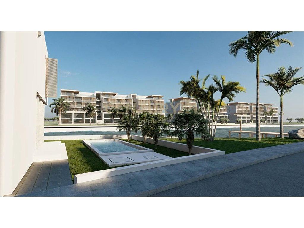 Luxury Villa for Sale in Porto Lalzi