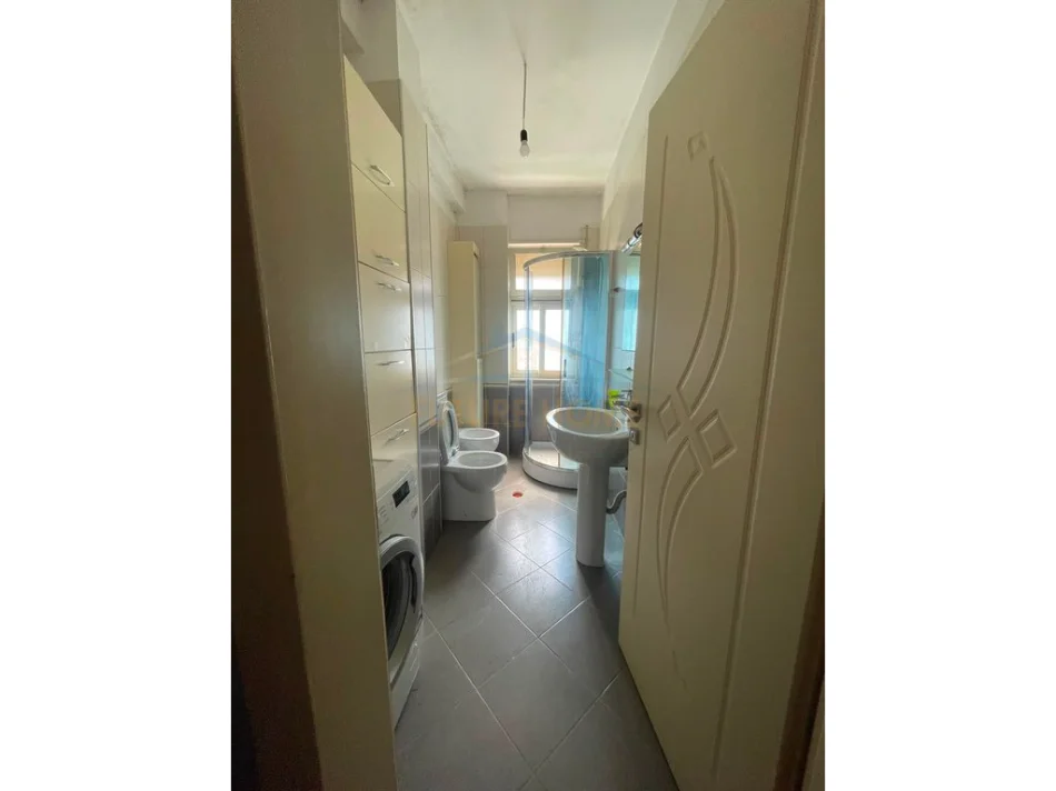 Tirana, Apartment 1+1 for Rent, 3rd Floor, 93 m², €115,000 (Tufine)