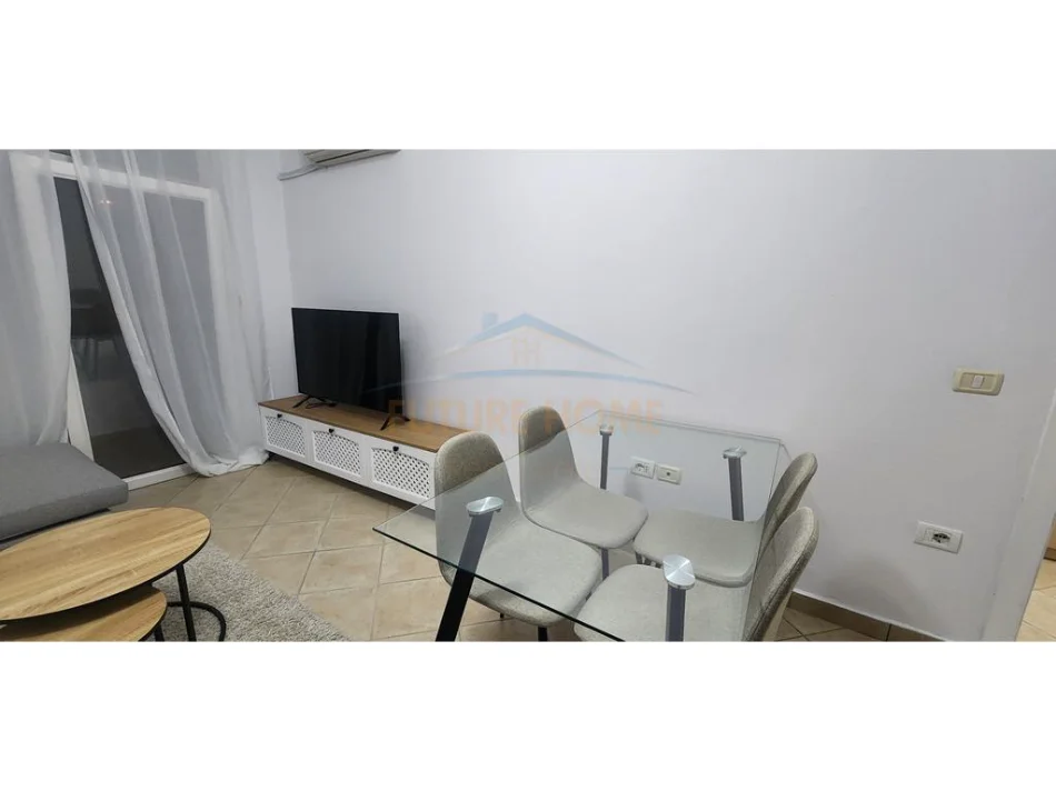 Tirana, Apartment for Rent 1+1, 4th Floor, 62 m², €650 (East-facing)